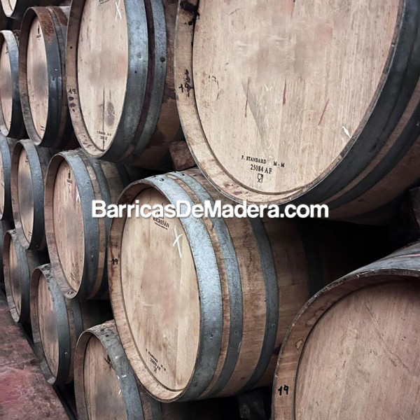 064-2026 Lote de 80 barricas usadas de 300L